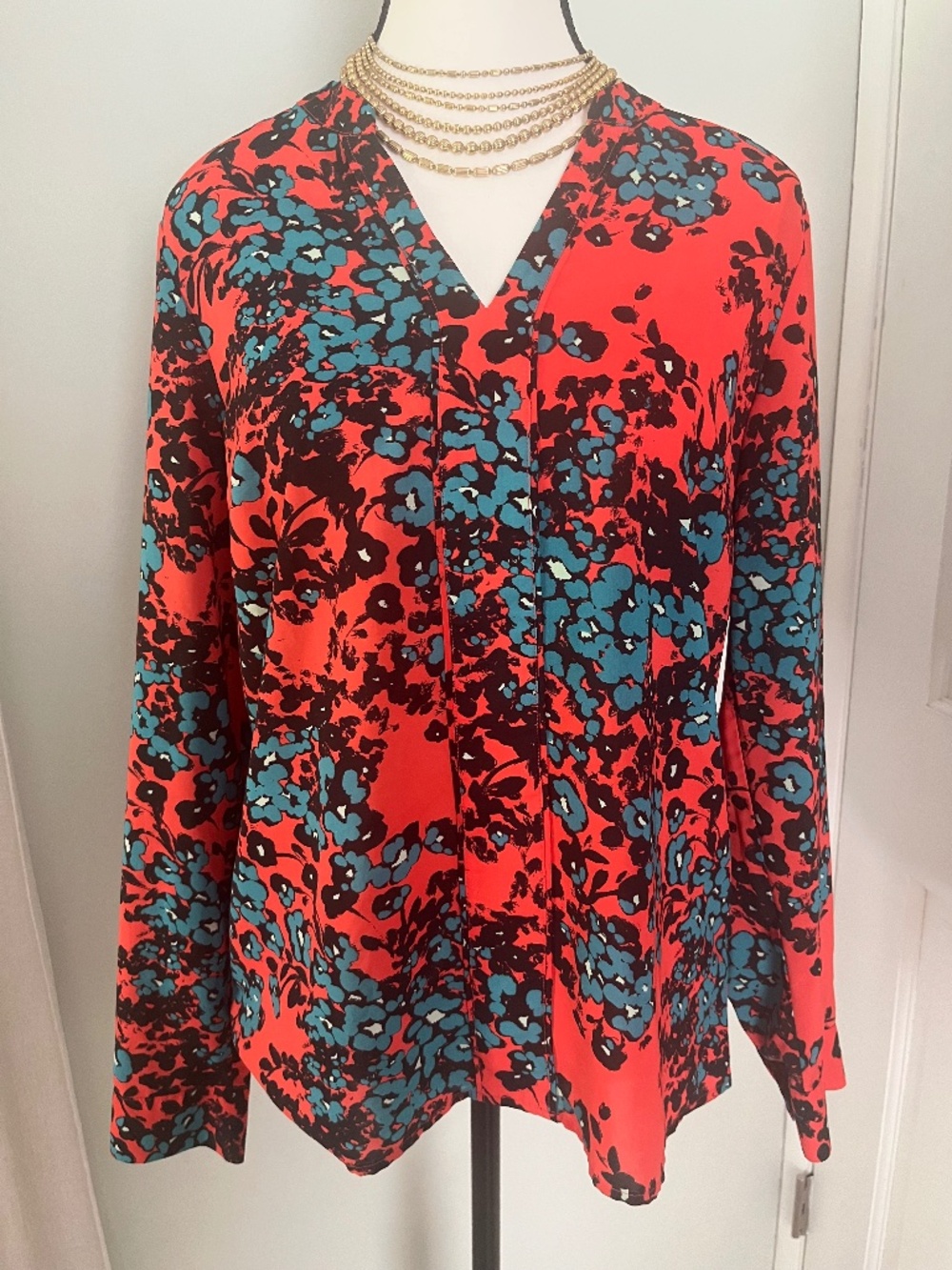 The Limited vibrant floral blouse Medium
